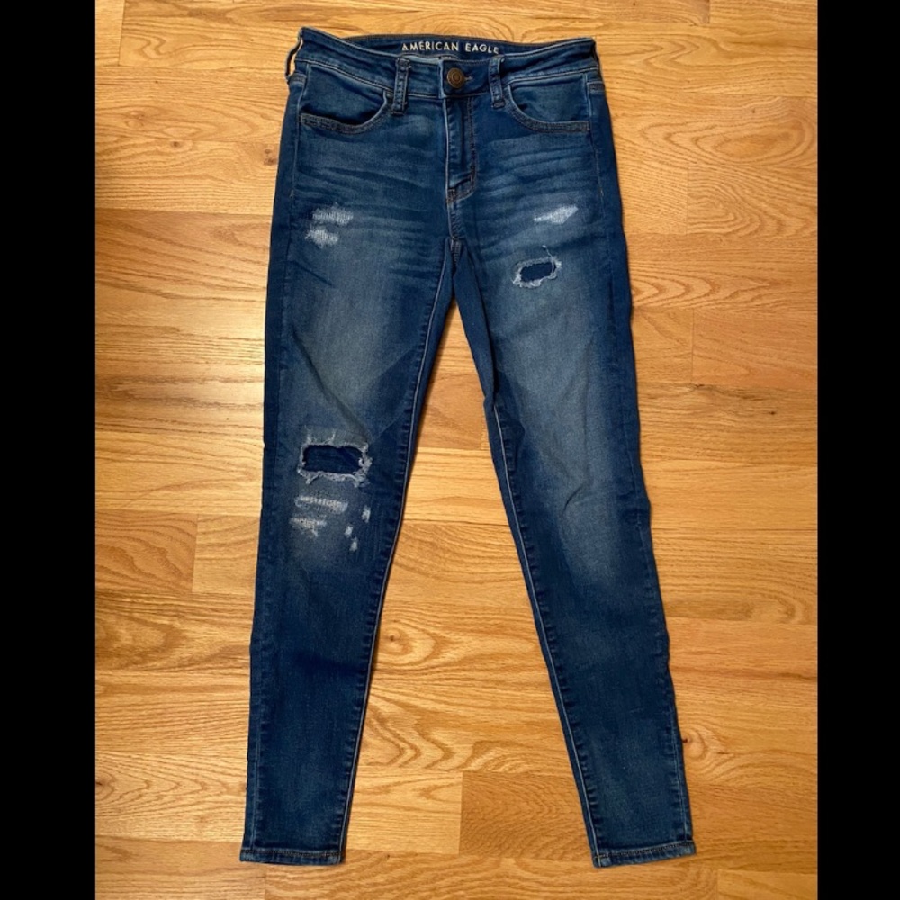 AE Ripped Skinny Jeans
